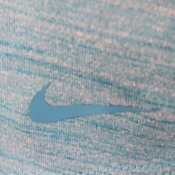 Nike Dri-fit Workout tank Size M - Picture 6 of 9